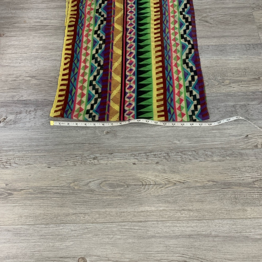 Colorful Geometric Pattern Scarf - Picture 5 of 7
